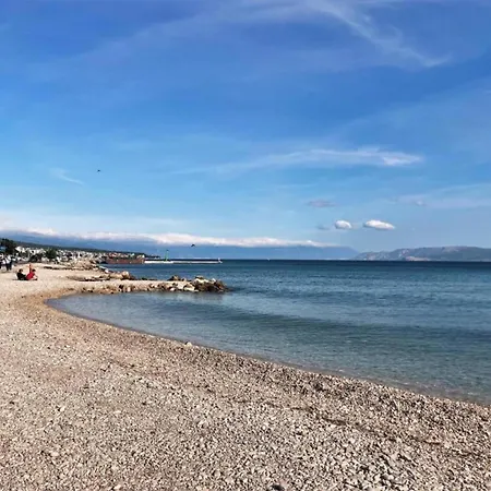 Cozy Coastal Stay, * Crikvenica